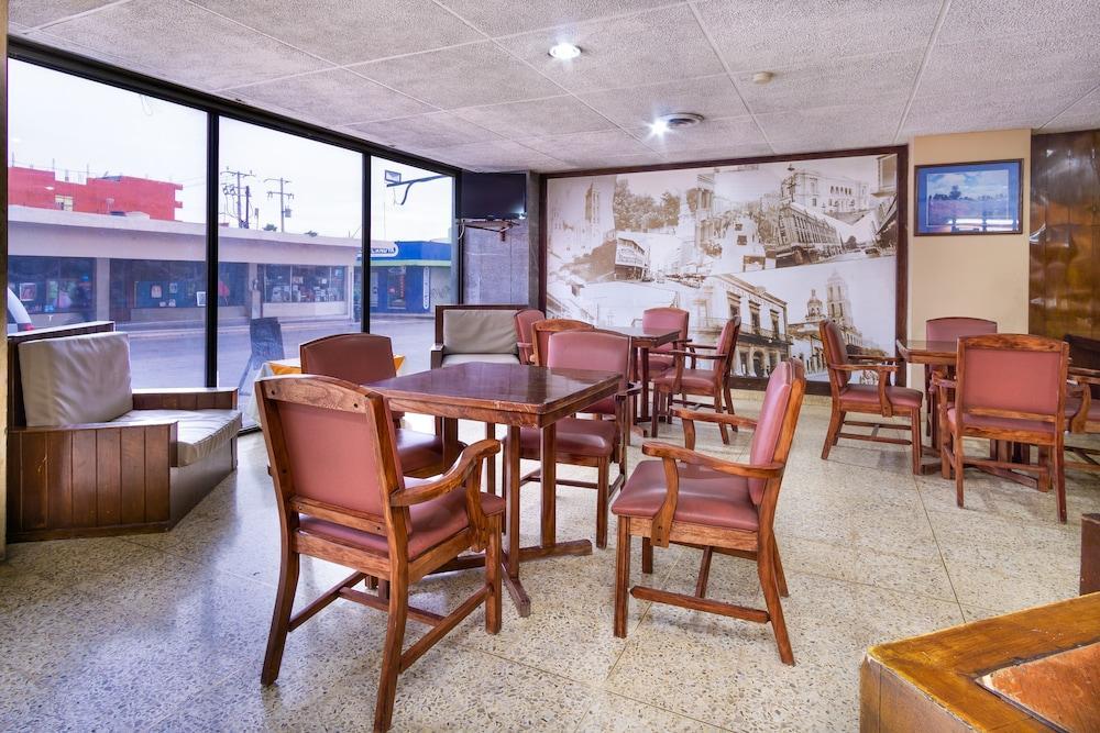 Hotel Premier Saltillo Coahuila Eksteriør bilde